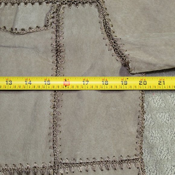 VINTAGE 90s Static Size Large Light Tan Leather and Crocheted Jacket - Picture 5 of 7